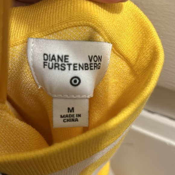 Diane Von Furstenberg for Target New Halter tie neck yellow dress. Medium. - Picture 4 of 4
